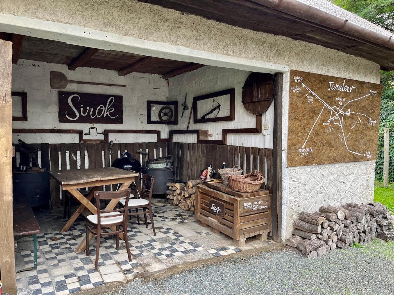 Halhaza Erdeszlak Apartman Sirok Zewnętrze zdjęcie